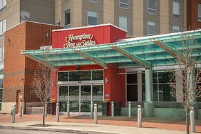 Hampton Inn & Suites Erie Bayfront