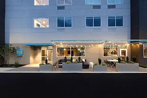 Tru by Hilton Grantville, PA