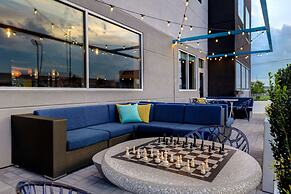 Tru by Hilton Grantville, PA