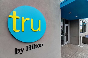 Tru by Hilton Grantville, PA