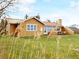 Enticing Holiday Home in Hirtshals near Beach