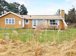 Enticing Holiday Home in Hirtshals near Beach