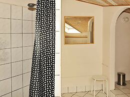 Luxurious Holiday Home in Henne With Fireplace in the Garden