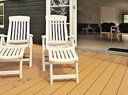 Luxurious Holiday Home in Henne With Fireplace in the Garden