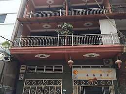 Golden Bridge Guest House