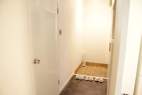 Shin-Osaka GRAND-H 302