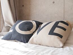 RESIDENTIAL HOTEL AMIKA-F Sangenjaya 301