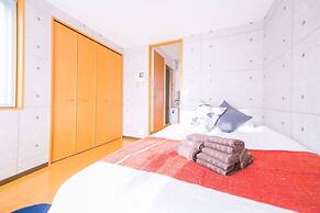 Residential Hotel Amika-F Sangenjaya 303