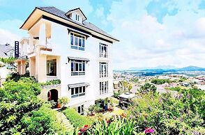 Dallas Hotel DaLat