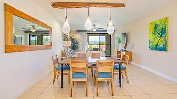 Well-decorated 3rd-floor unit with unique designs and mountainview in 