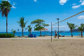 Ground-floor Unit, Terrace With Direct Access to Pool in Coco