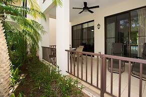 Ground-floor Unit, Terrace With Direct Access to Pool in Coco