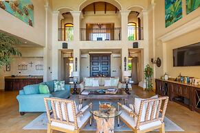 Mediterranean-style Flamingo Mansion Offers the Ultimate in Beachfront