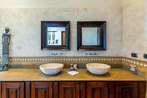 Mediterranean-style Flamingo Mansion Offers the Ultimate in Beachfront