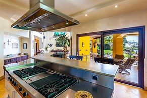 Mediterranean-style Flamingo Mansion Offers the Ultimate in Beachfront