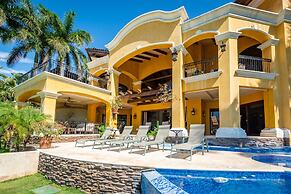 Mediterranean-style Flamingo Mansion Offers the Ultimate in Beachfront