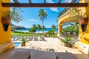 Mediterranean-style Flamingo Mansion Offers the Ultimate in Beachfront