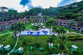 Exclusive - secluded spot on Flamingo Beach - sleep to the sound of th