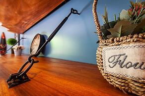 Nicely Decorated Ground-floor Unit in Front of Pool at Pacifico in Coc