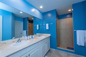 Nicely Decorated Ground-floor Unit in Front of Pool at Pacifico in Coc