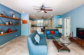 Nicely Decorated Ground-floor Unit in Front of Pool at Pacifico in Coc