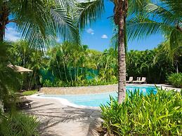 Nicely Decorated Ground-floor Unit in Front of Pool at Pacifico in Coc