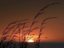 Nicely Decorated Ground-floor Unit in Front of Pool at Pacifico in Coc
