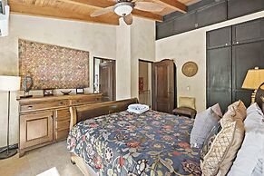 Luxury beachfront unit in Flamingo right in front of the waves