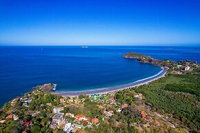 Luxury beachfront unit in Flamingo right in front of the waves