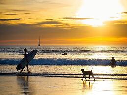 2-BD Ocean-View Condo on 3rd Floor