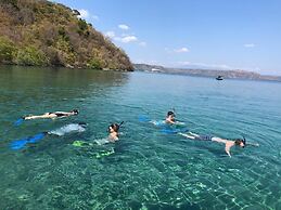 Nicely Priced Duplex in Surfside With Private Pool and AC in Every Roo