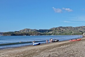 Nicely Priced Duplex in Surfside With Private Pool and AC in Every Roo