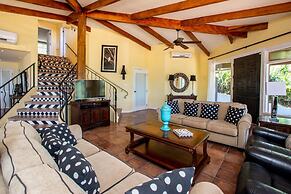 Luxury Ocean-view Flamingo Home Sleeps 10 - Walk to Beach