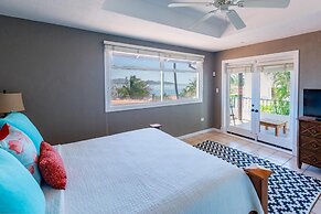 Luxury Ocean-view Flamingo Home Sleeps 10 - Walk to Beach