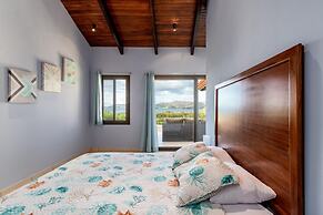 Modern, Immaculate Unit in Flamingo With Spectacular Ocean Views