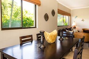 Dazzling Ocean Views From Cliff in Flamingo - Magnificent Inside and O