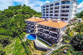 Dazzling Ocean Views From Cliff in Flamingo - Magnificent Inside and O