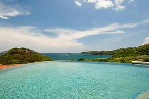 Big Hillside Villa in Potrero With Pool and Panoramic Ocean Views