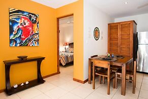 Charming Unit With Pool Sleeps 4 - Walk to Brasilito Beach