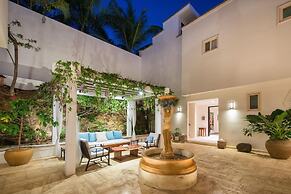 Giant Luxurious Mansion in Flamingo With Pool and Sumptuous Ocean View