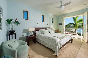 Giant Luxurious Mansion in Flamingo With Pool and Sumptuous Ocean View