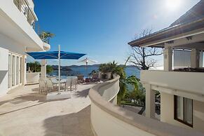 Giant Luxurious Mansion in Flamingo With Pool and Sumptuous Ocean View