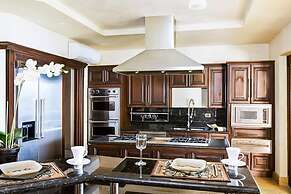 Extravagant Beachfront Mansion in Flamingo - Second to None