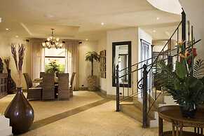 Extravagant Beachfront Mansion in Flamingo - Second to None