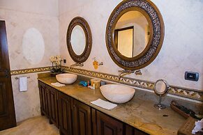 Extravagant Beachfront Mansion in Flamingo - Second to None