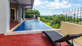 2-Bedroom Condo with Ocean View and Pool