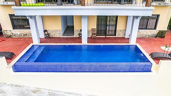 2-Bedroom Condo with Ocean View and Pool