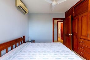 2-Bedroom Condo with Ocean View and Pool