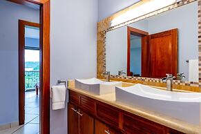 2-Bedroom Condo with Ocean View and Pool