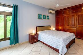 2-Bedroom Condo with Ocean View and Pool